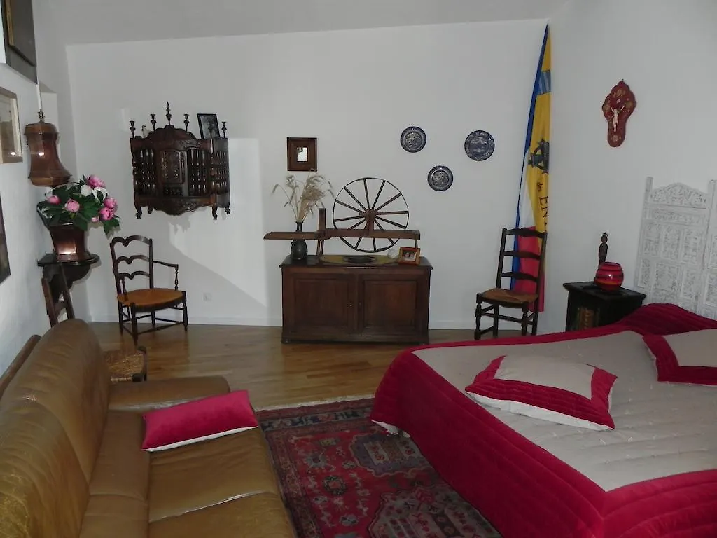 Ferme Des Entremains Hotel Mardore 0*,  France