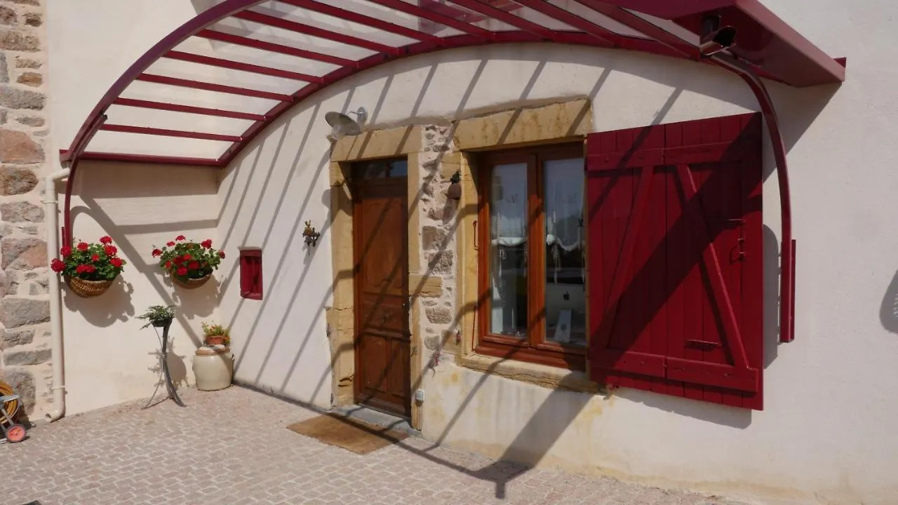 Ferme Des Entremains Hotel Mardore France